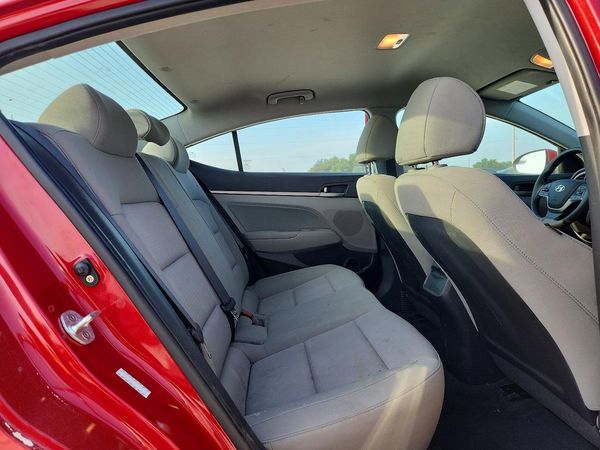 2017 HYUNDAI ELANTRA
