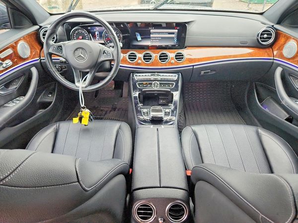 2017 MERCEDES-BENZ E E300-4M