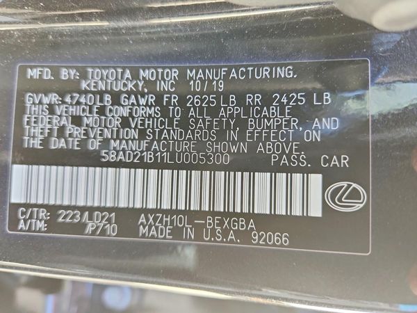 2020 LEXUS ES 300h Premium