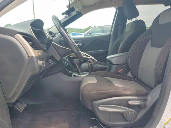2018 JEEP CHEROKEE LATITUDE FWD