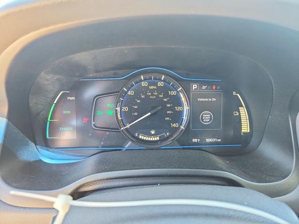 2018 HYUNDAI IONIQ Blue (HEV)