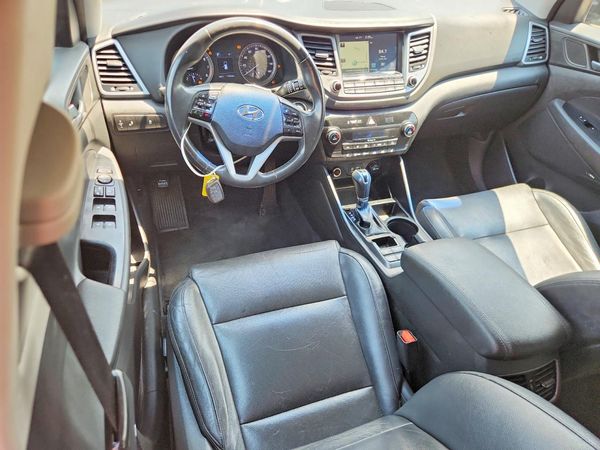 2017 HYUNDAI TUCSON