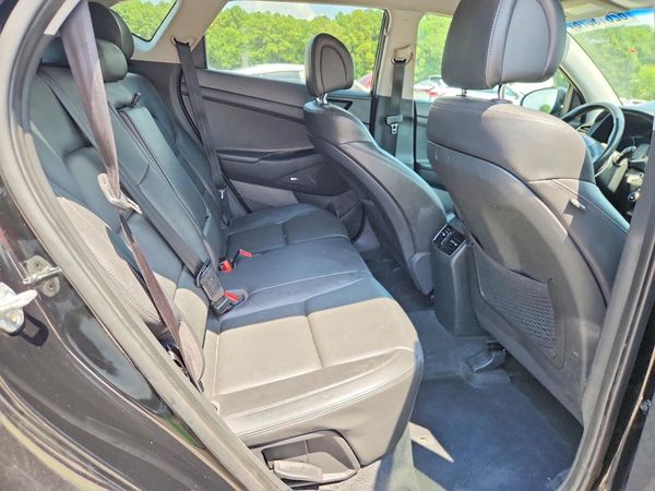 2017 HYUNDAI TUCSON