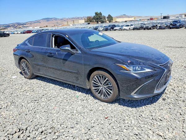 2023 LEXUS ES 300H