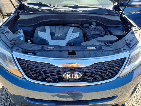 2015 KIA SORENTO GL