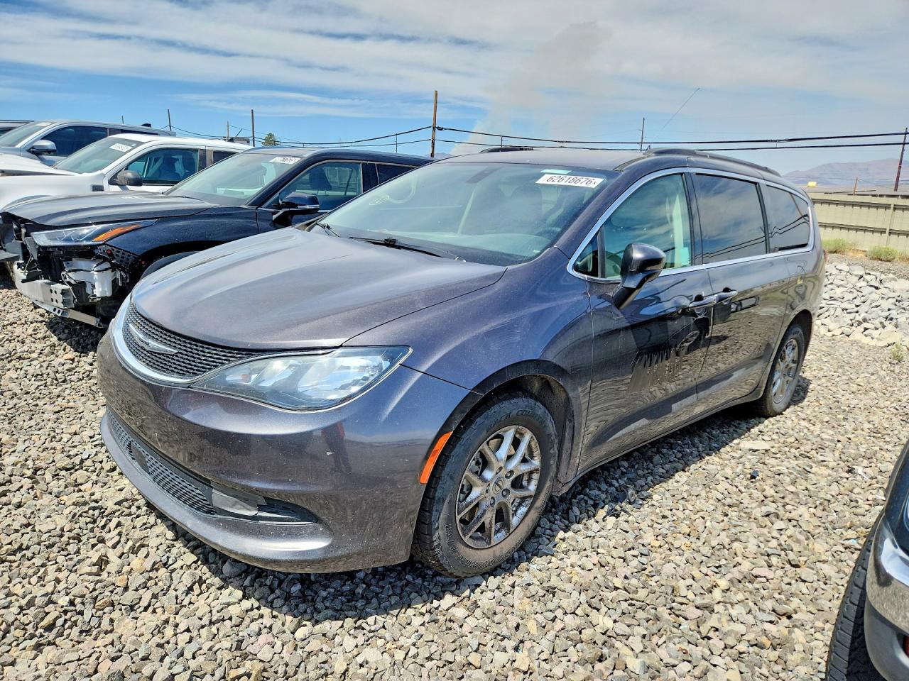 2021 CHRYSLER VOYAGER