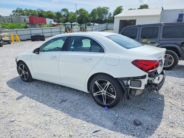 2022 MERCEDES-BENZ A