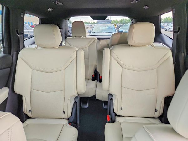 2024 CADILLAC XT6 Sport