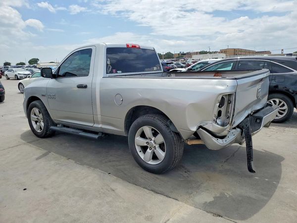 2016 RAM 1500 ST