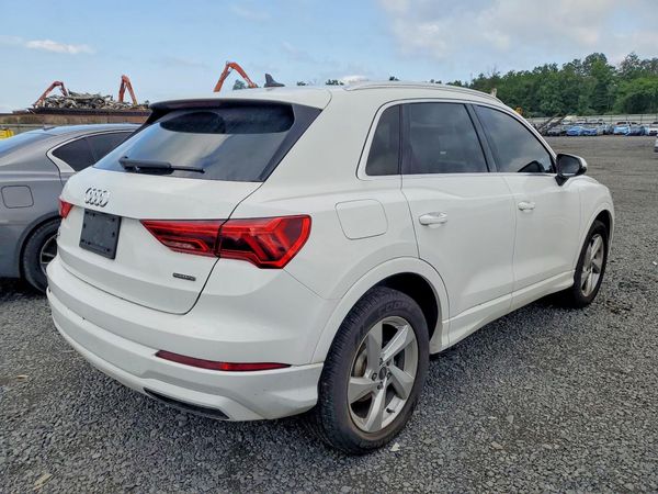 2021 AUDI Q3