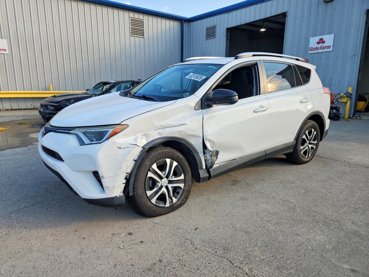 2016 TOYOTA RAV4 LE (X Grade)
