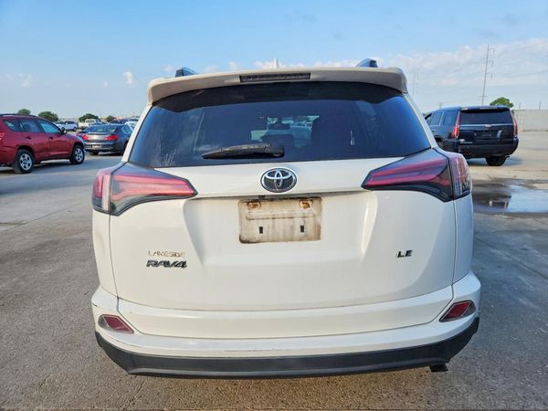 2016 TOYOTA RAV4 LE (X Grade)