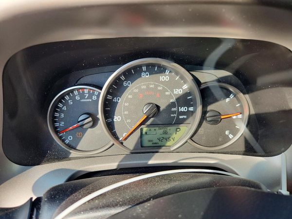 2016 TOYOTA RAV4 LE (X Grade)