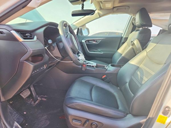 2020 TOYOTA RAV4 Limited