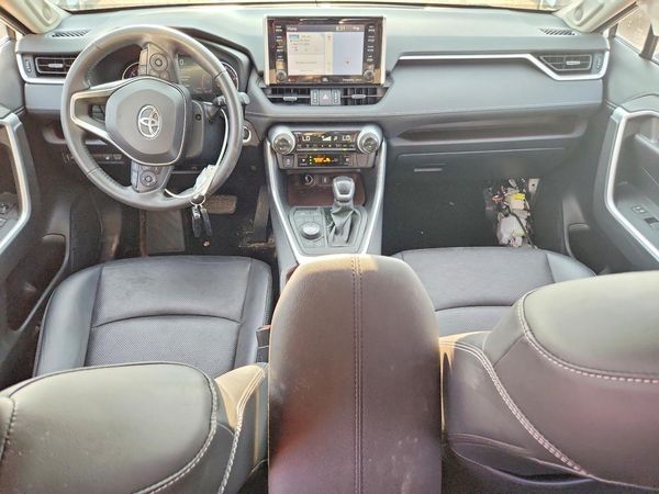 2020 TOYOTA RAV4 Limited
