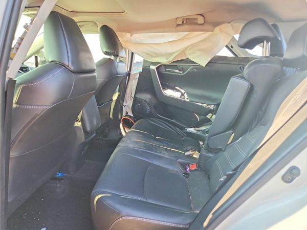 2020 TOYOTA RAV4 Limited