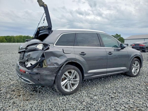 2021 AUDI Q7 quattro Premium Plus