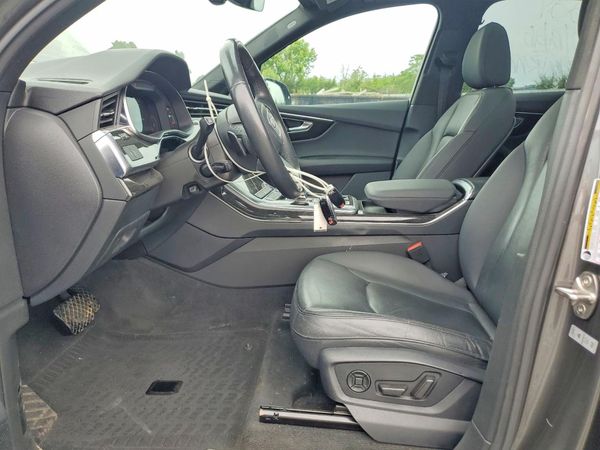 2021 AUDI Q7 quattro Premium Plus