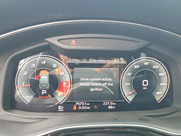 2021 AUDI Q7 quattro Premium Plus