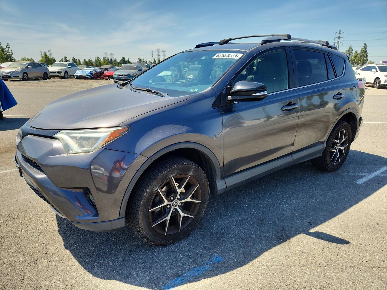 2018 TOYOTA RAV4 SE
