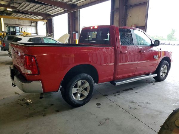 2019 RAM 1500 CLASSIC SLT