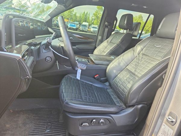 2023 CADILLAC ESCALADE