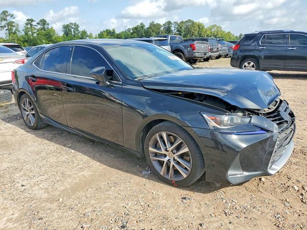 2019 LEXUS IS
