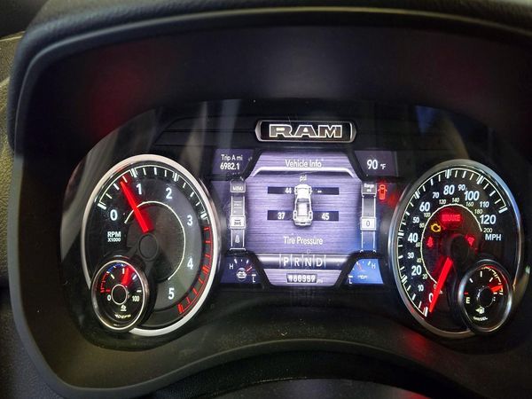 2021 RAM 2500 BIG HORN CREW CAB 4X4
