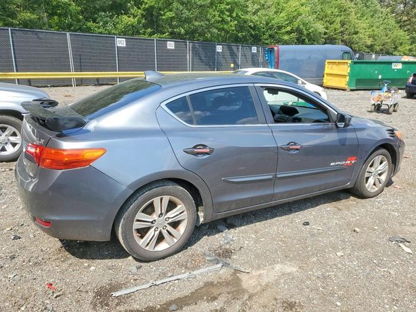 2013 ACURA ILX 20
