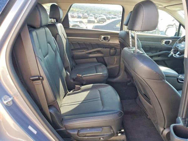 2021 KIA SORENTO SX, SXP