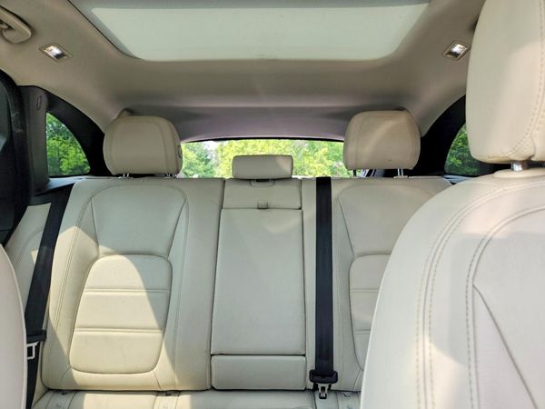 2018 JAGUAR F-PACE Standard