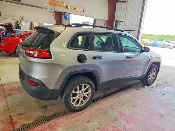 2015 JEEP CHEROKEE SPORT 4X4