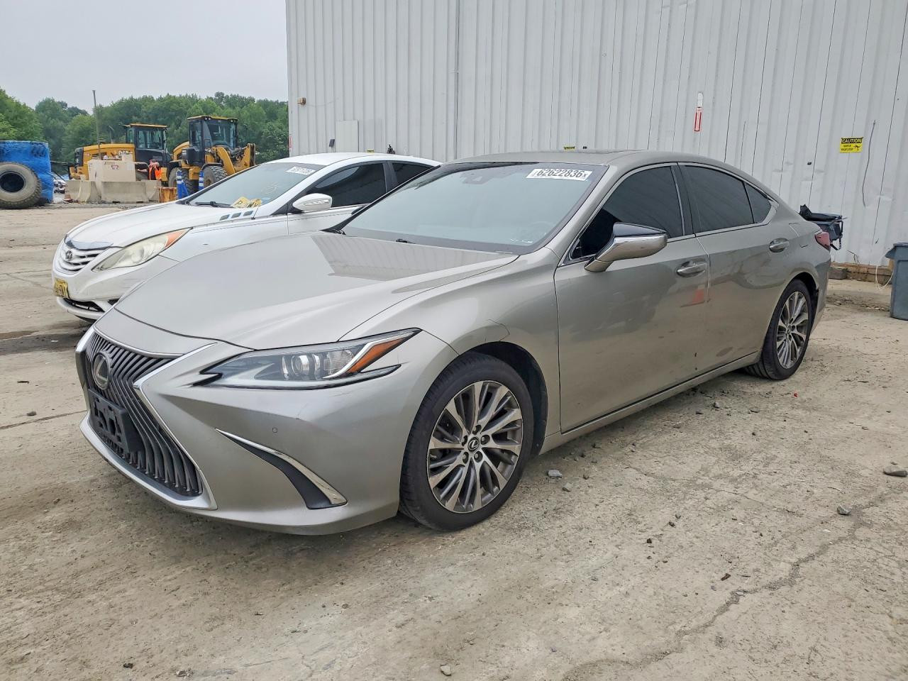 2019 LEXUS ES 350