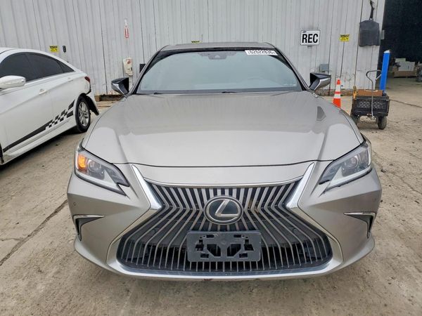 2019 LEXUS ES 350