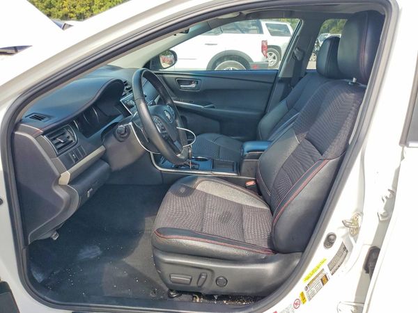 2015 TOYOTA CAMRY