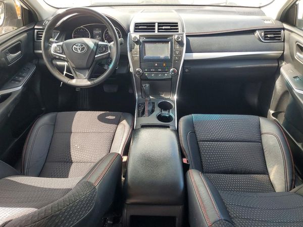 2015 TOYOTA CAMRY