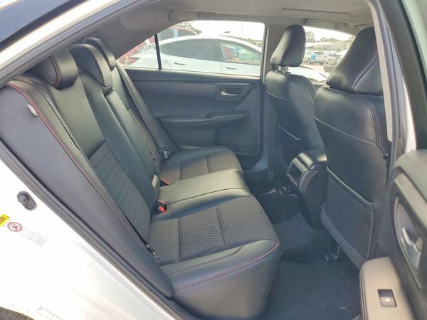 2015 TOYOTA CAMRY