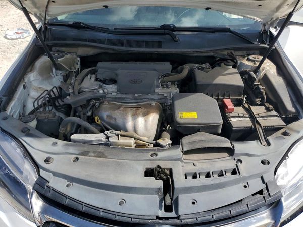 2015 TOYOTA CAMRY
