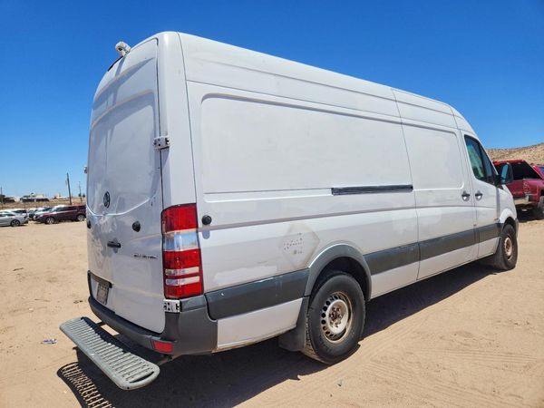 2014 MERCEDES-BENZ SPRINTER