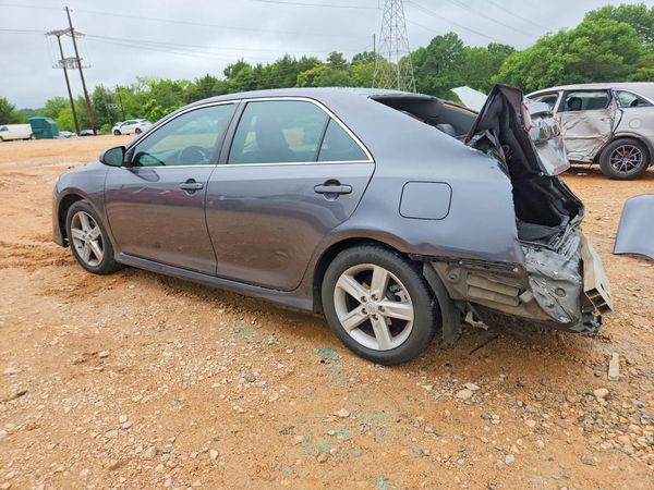 2013 TOYOTA CAMRY