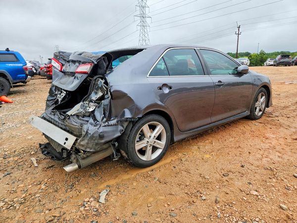 2013 TOYOTA CAMRY