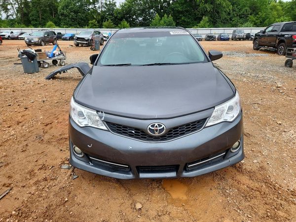 2013 TOYOTA CAMRY
