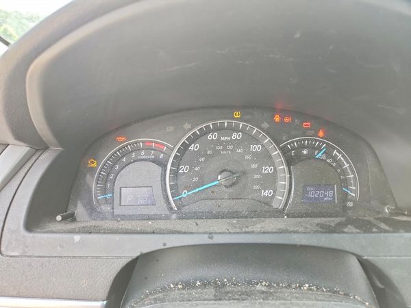 2014 TOYOTA CAMRY