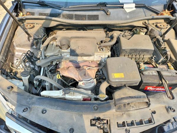 2014 TOYOTA CAMRY