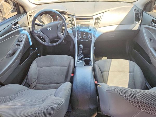2014 HYUNDAI SONATA GLS/ GLS Popular