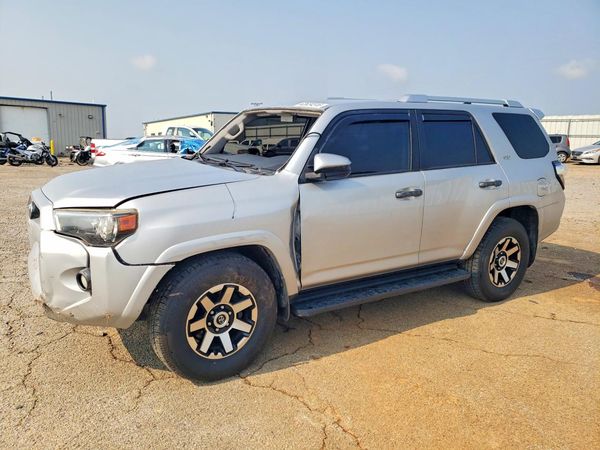 2018 TOYOTA 4RUNNER
