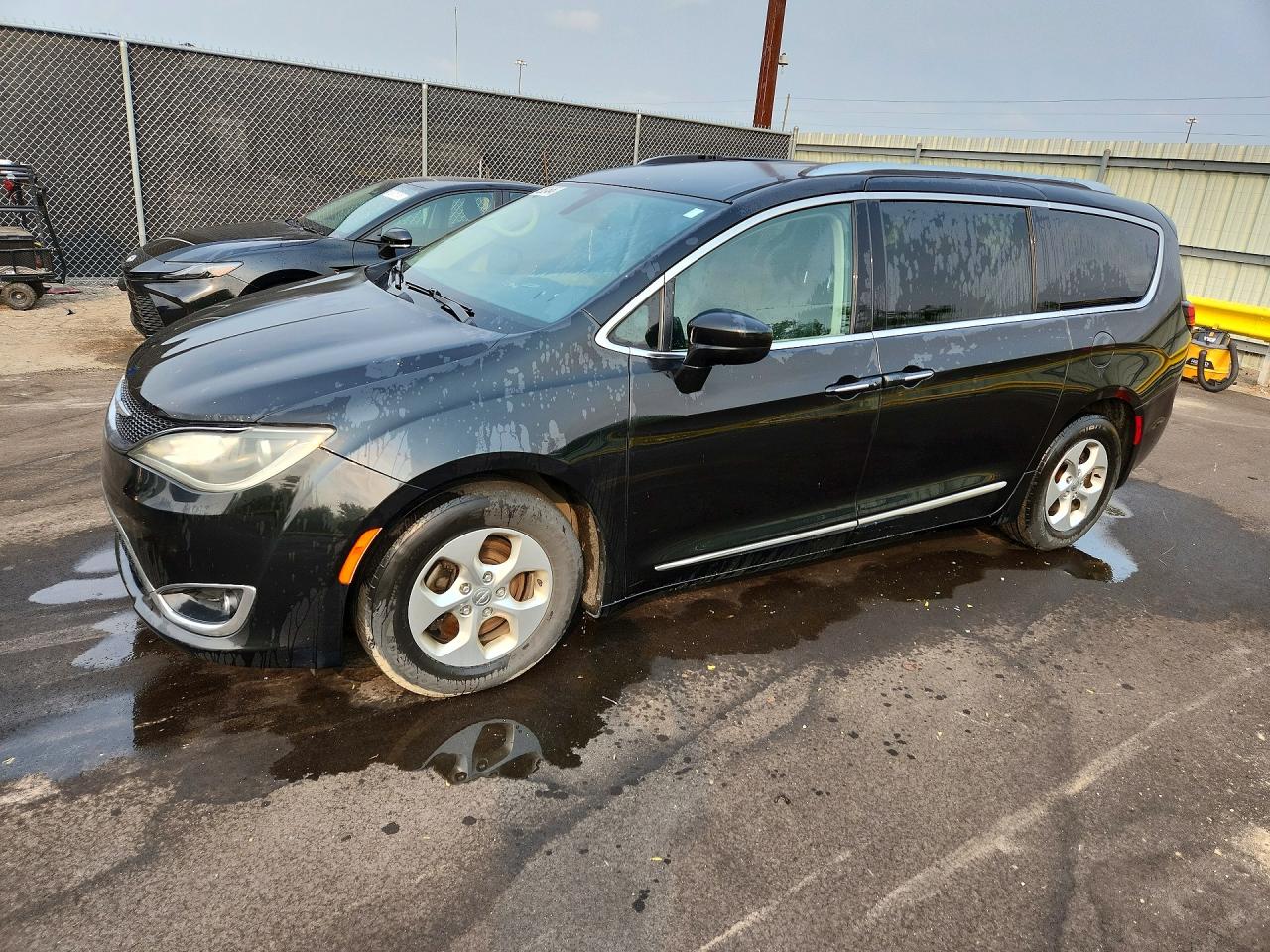 2017 CHRYSLER PACIFICA Touring L Plus