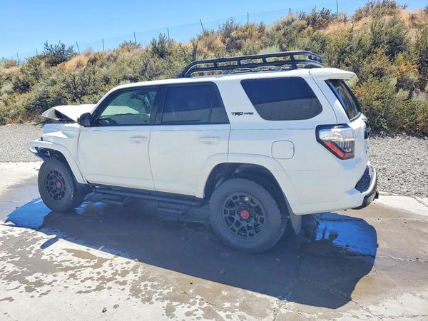 2022 TOYOTA 4RUNNER TRD Pro