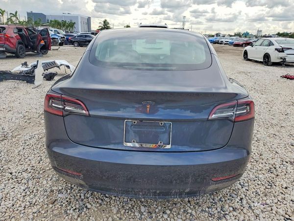 2018 TESLA MODEL 3 — DIRR