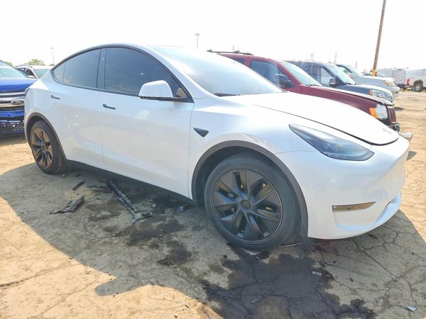 2024 TESLA MODEL Y